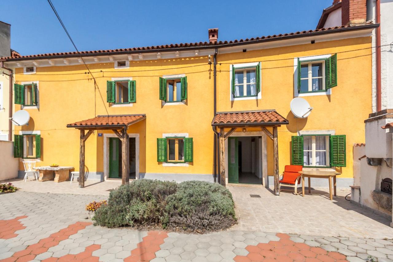 House Krizanic In Marcana, Istria, With 2 Apartments, Total 9 Guests 외부 사진