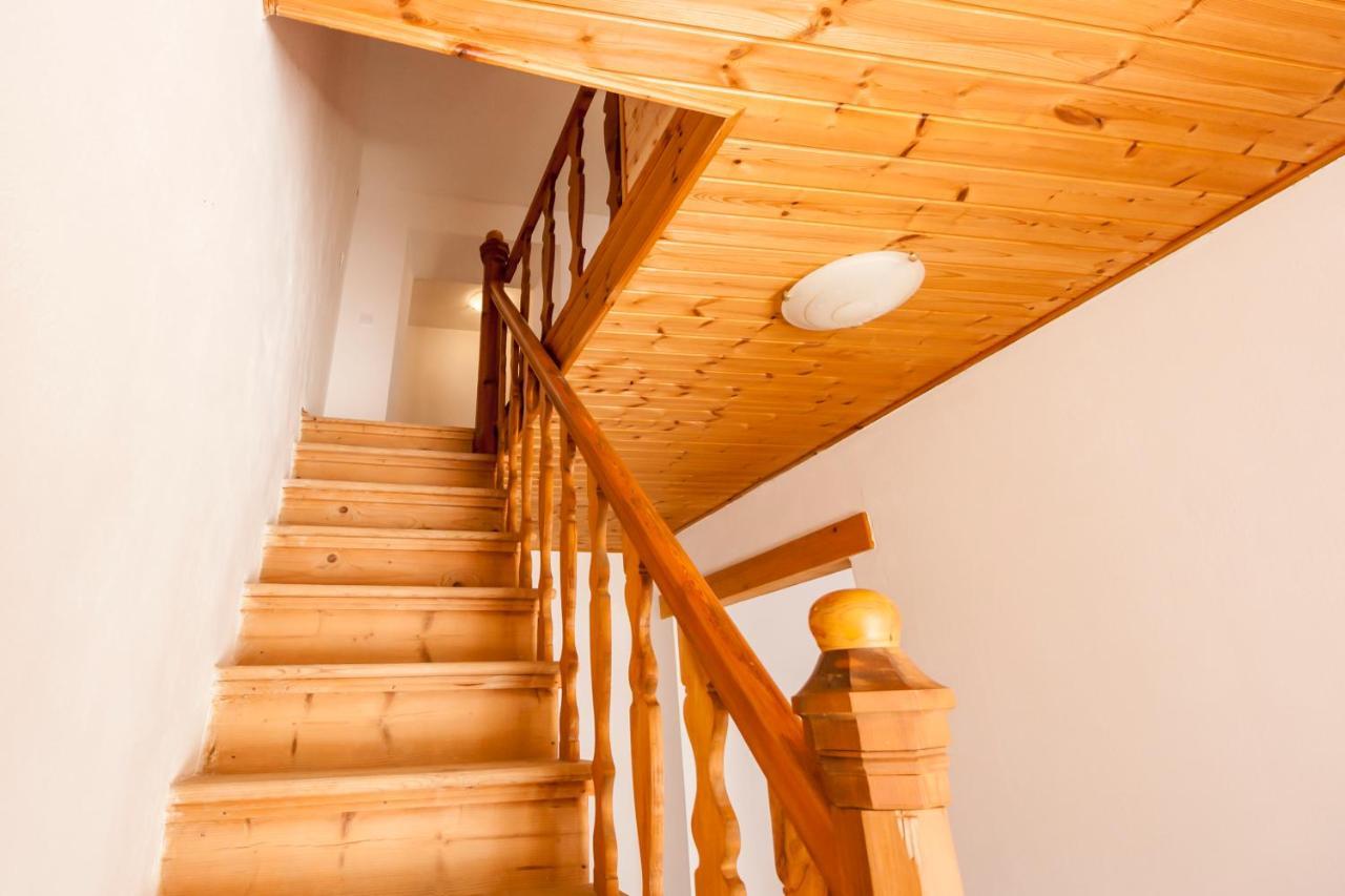 House Krizanic In Marcana, Istria, With 2 Apartments, Total 9 Guests 외부 사진
