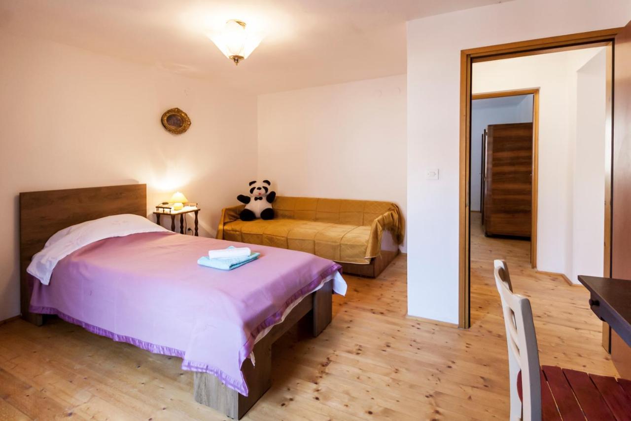 House Krizanic In Marcana, Istria, With 2 Apartments, Total 9 Guests 외부 사진